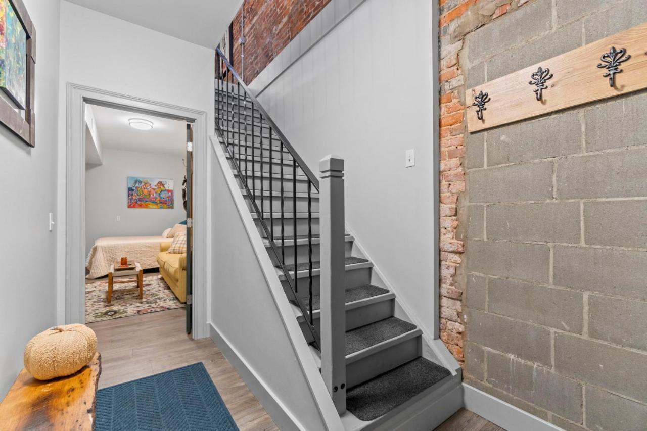 The 418. An 1866 Build With Modern Comforts Fort Wayne Exterior photo
